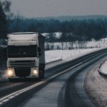 Twoja droga do legalnych przewozów: jak sprawnie zdobyć licencję transportową